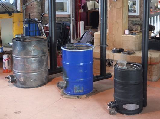 Auto-construction d'un poelito à Dourdain