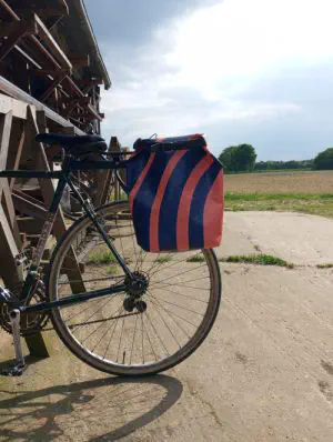 Atelier couture de sacoche à vélo