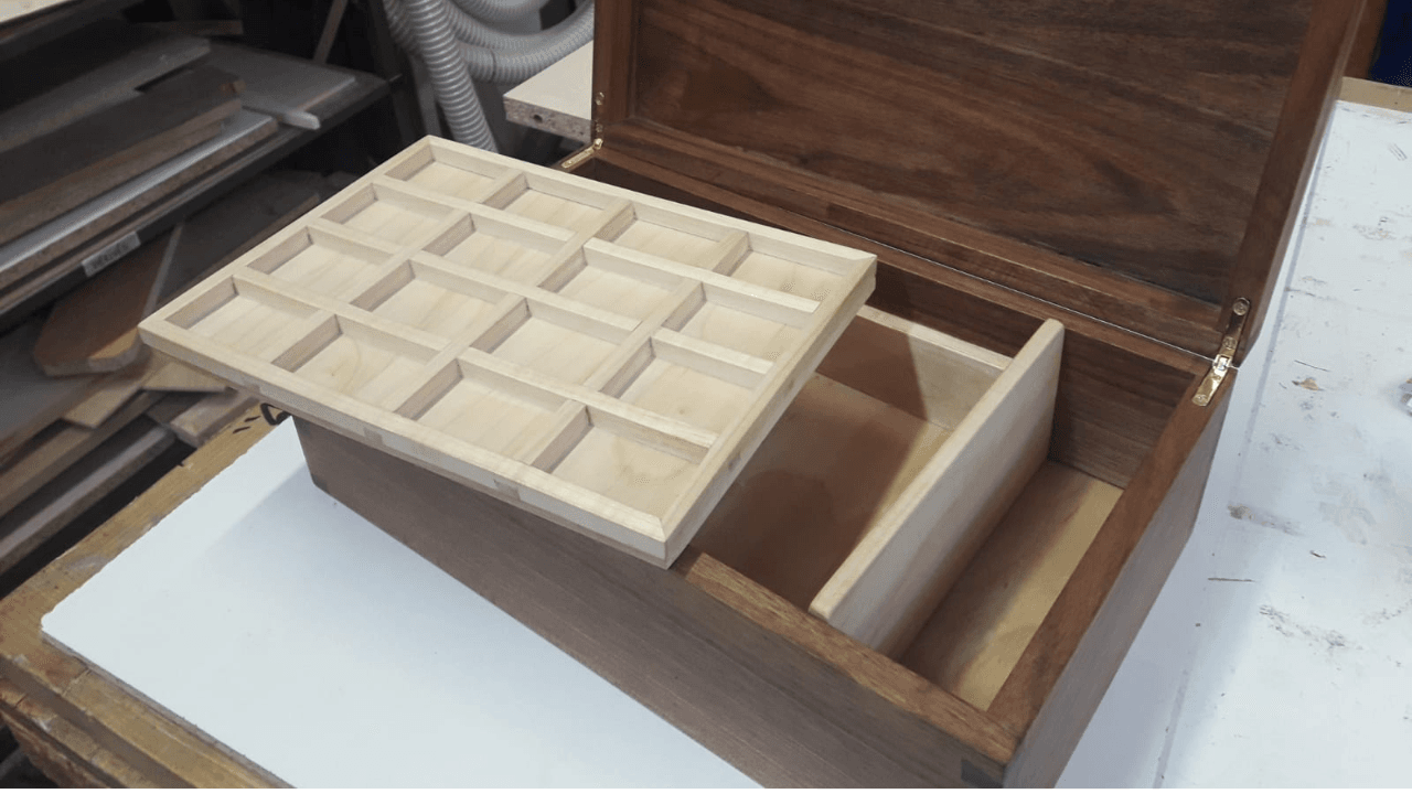 Initiation bois en mixité choisie MINT : techniques d'assemblage